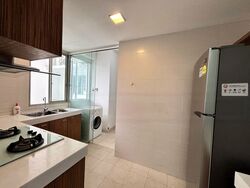 The Lakeshore (D22), Condominium #501962931